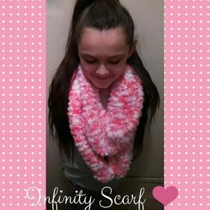 Fluffly Cotton Candy Infinity Scarf ❤️